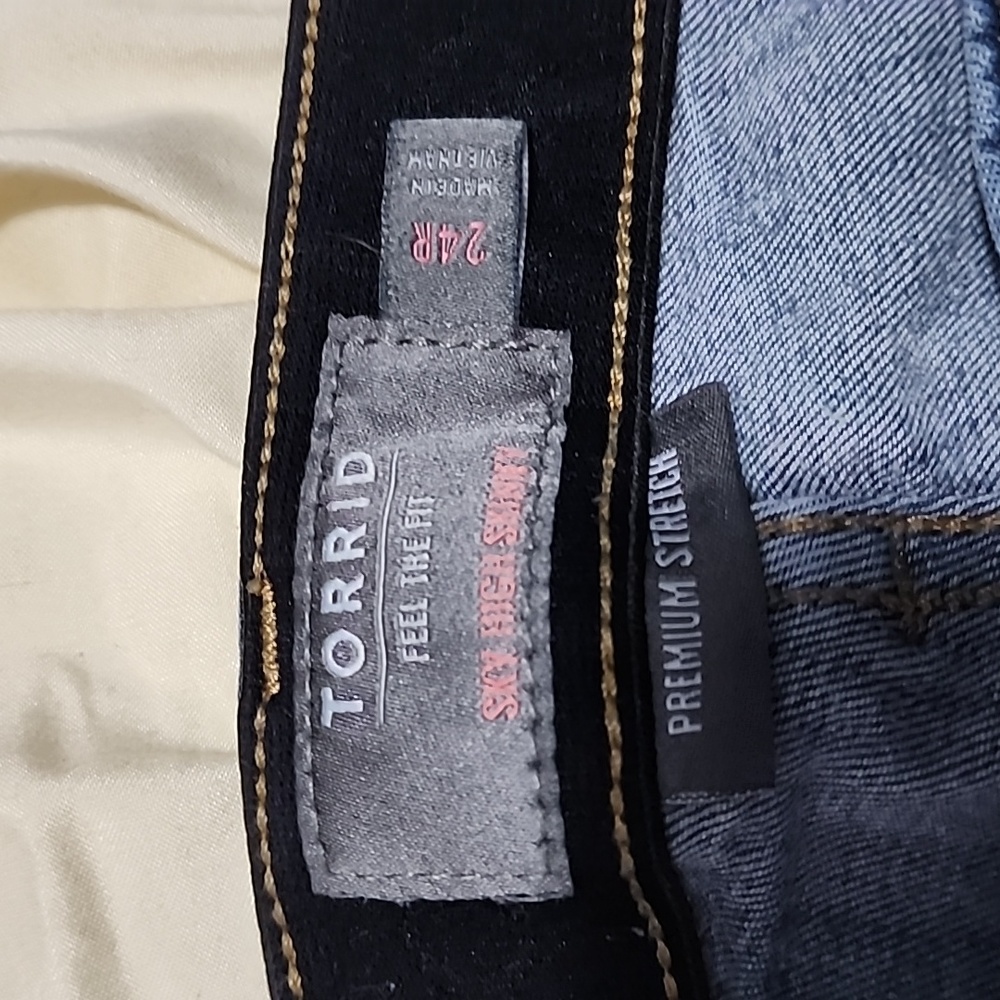 Torrid Feel the Fit Sky High Skinny